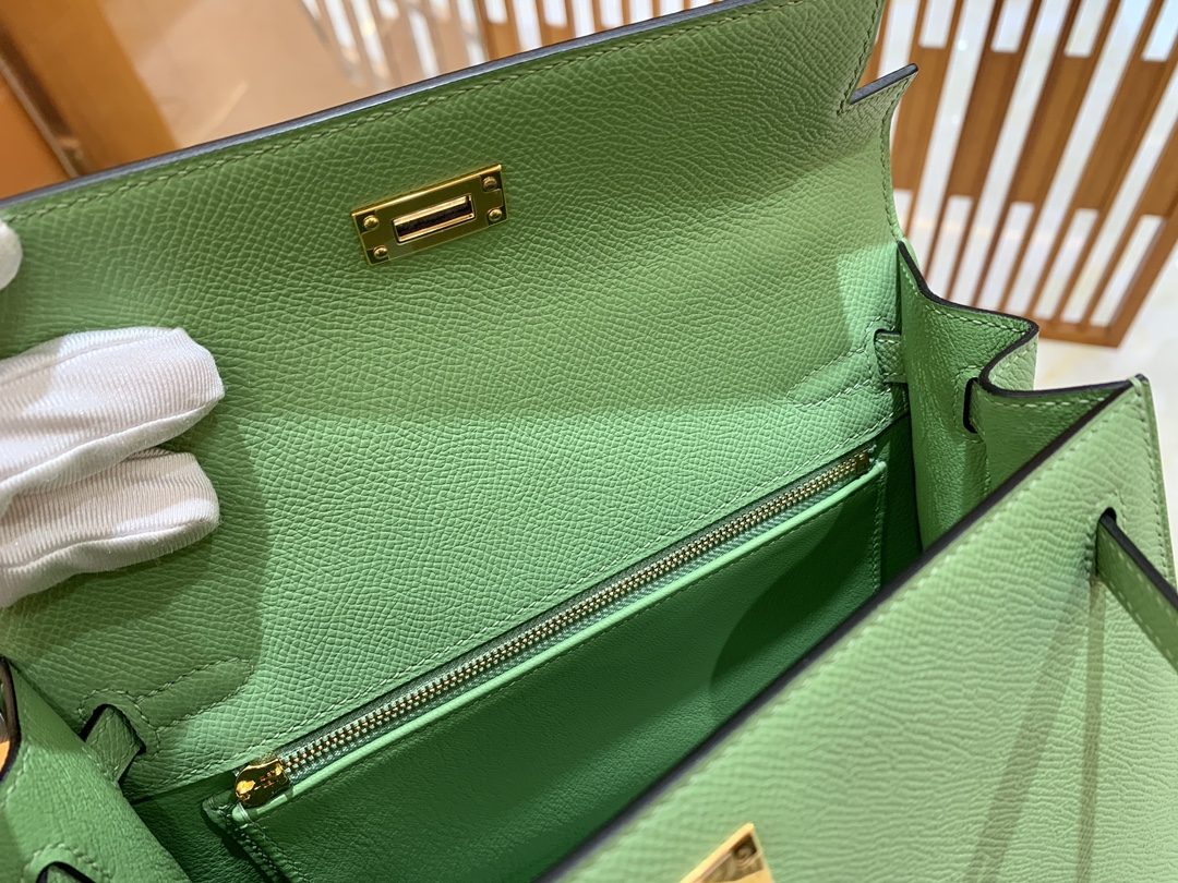 0bc98fe396b5be183f64890cc900841a_1733713781_6541.jpg 0bc98fe396b5be183f64890cc900841a_1733713781_6541.jpg