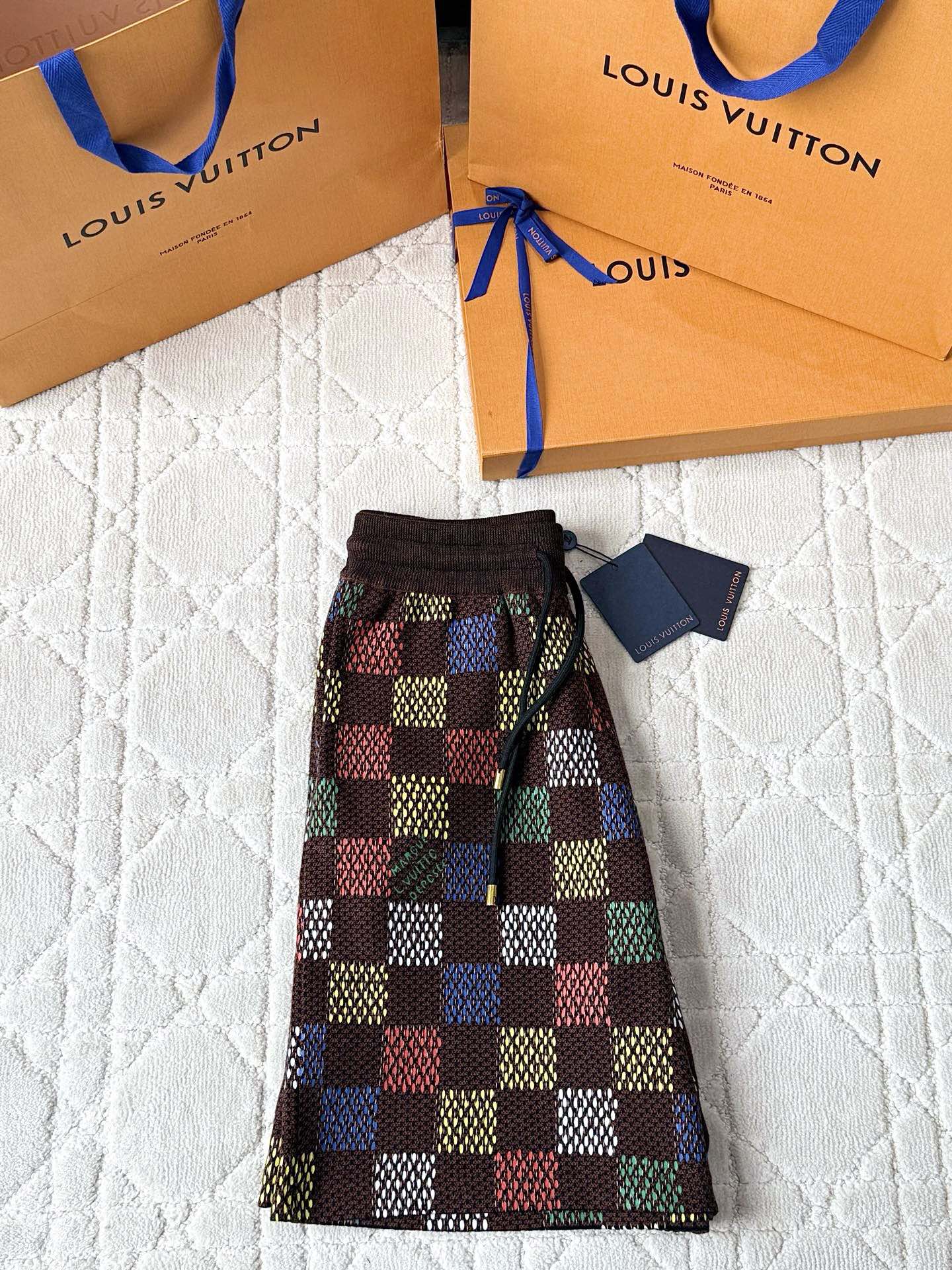 ac01a3c1f354b95f1ed89cf024899f6e_1752651592_6162.jpg ac01a3c1f354b95f1ed89cf024899f6e_1752651592_6162.jpg