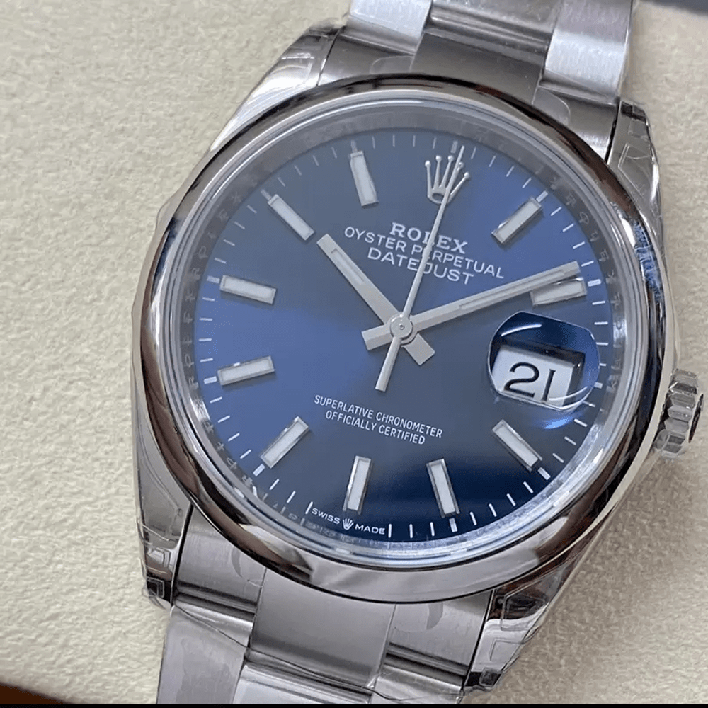 롤렉스 데이저스트 청판 다이얼 스무스 베젤 오이스터 36mm 126200