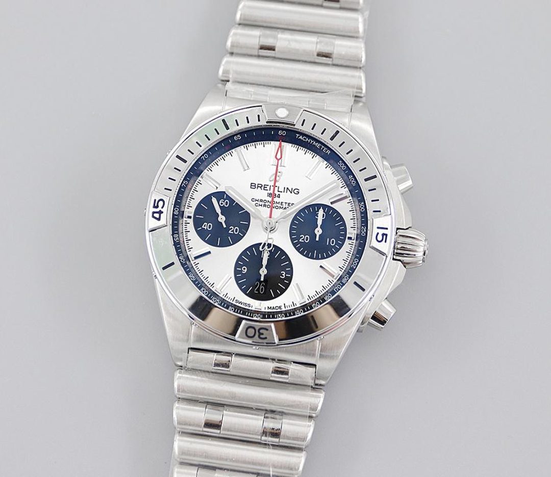 브라이틀링 크로노그래프 크로노맷 화이트 다이얼 스틸 SS 브레이슬릿 42mm AB0134101K1A1