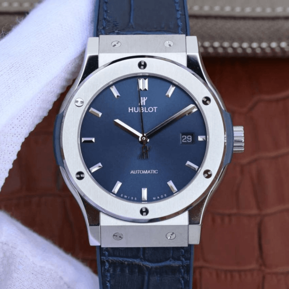 위블로 클래식 퓨전 티타늄 블루 다이얼 러버 스트랩 42mm 542.NX.7170.LR