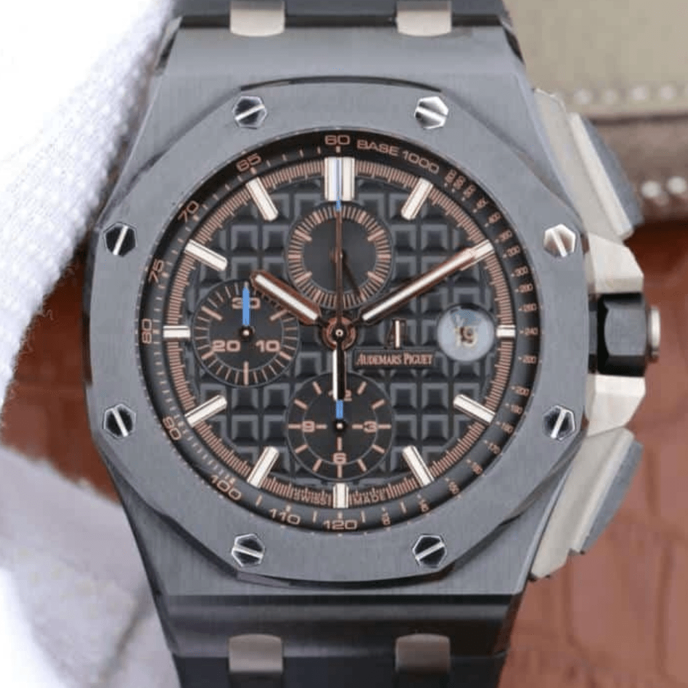 오데마피게 로얄오크 오프쇼어 그레이/로즈골드 다이얼 세라믹 베젤 블랙 러버스트랩 44mm 26405CE