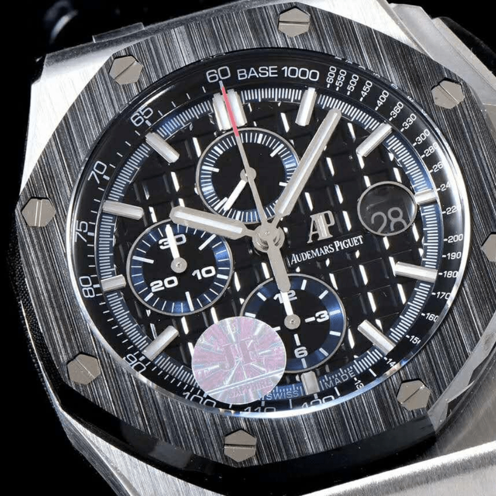 오데마피게 로얄오크 오프쇼어 블랙 다이얼 세라믹 베젤 스틸 러버 스트랩 44mm 스페셜에디션 26411PO