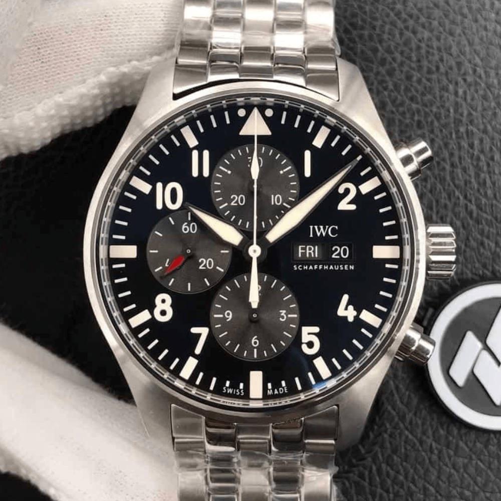 IWC 파일럿 파이터 크로노그래프 스틸 블랙 다이얼 SS 브레이슬릿 43mm IW377710