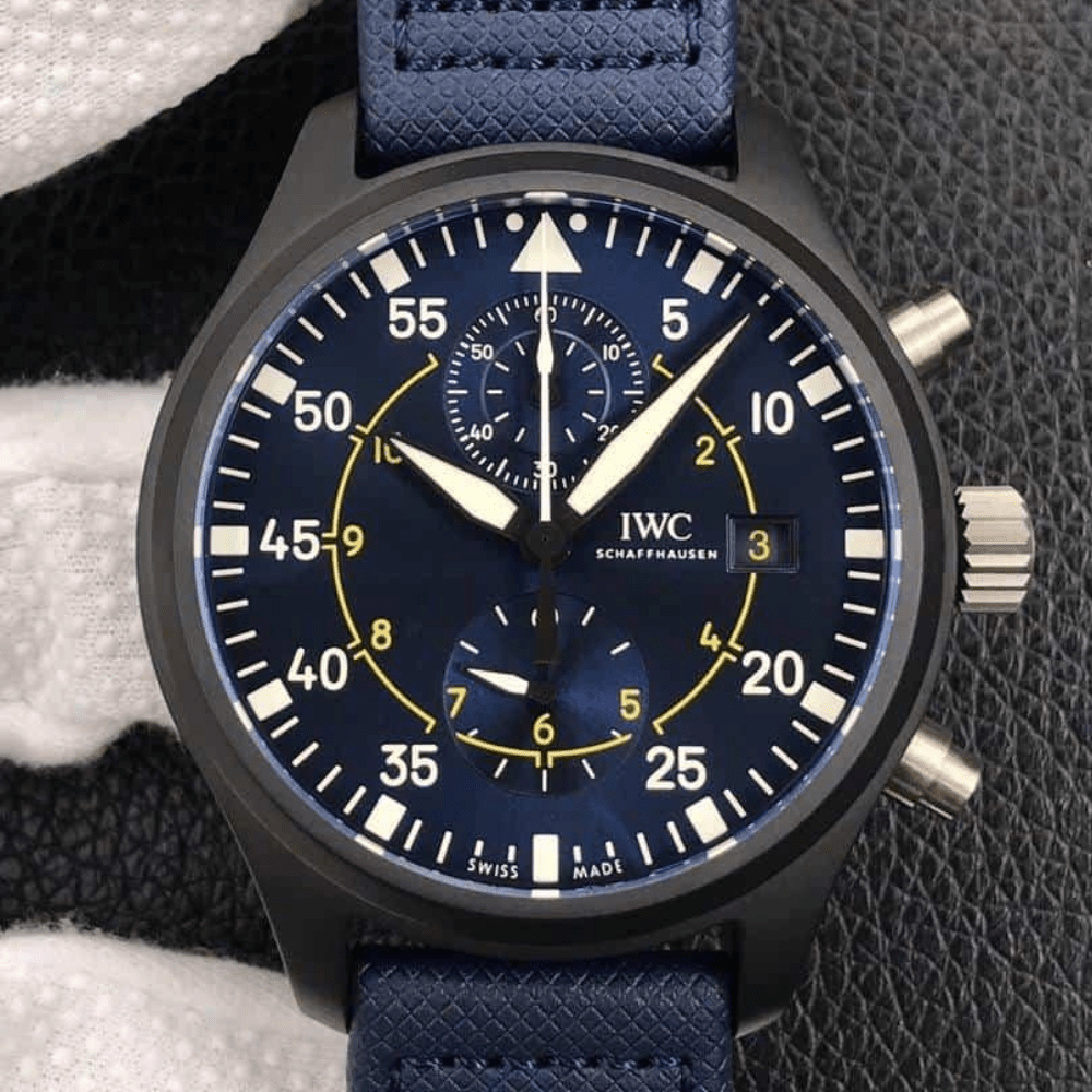 IWC 파일럿 탑건 네이비 에어 컴뱃 포스 크로노그래프 러버 스트랩 44.5mm IW389008