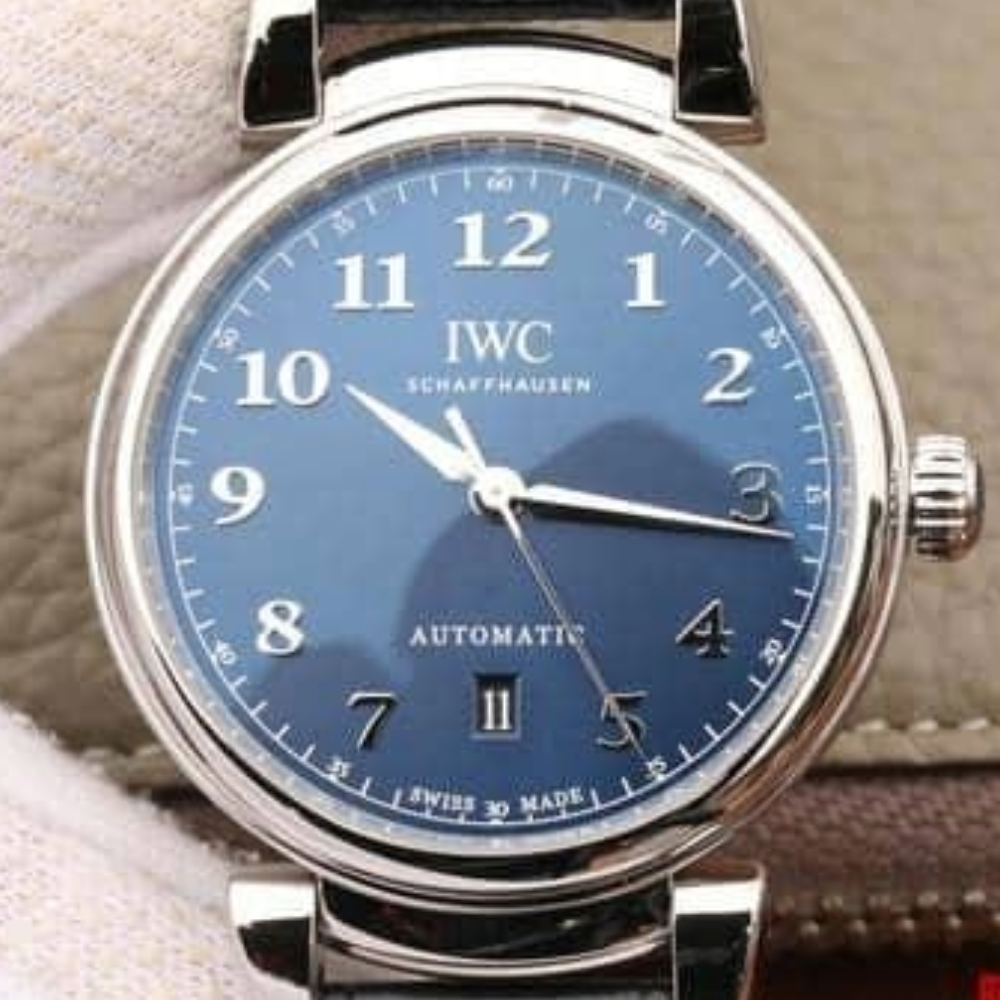 IWC 다빈치 오토매틱 스틸 블루 다이얼 레더 스트랩 40mm IW458312