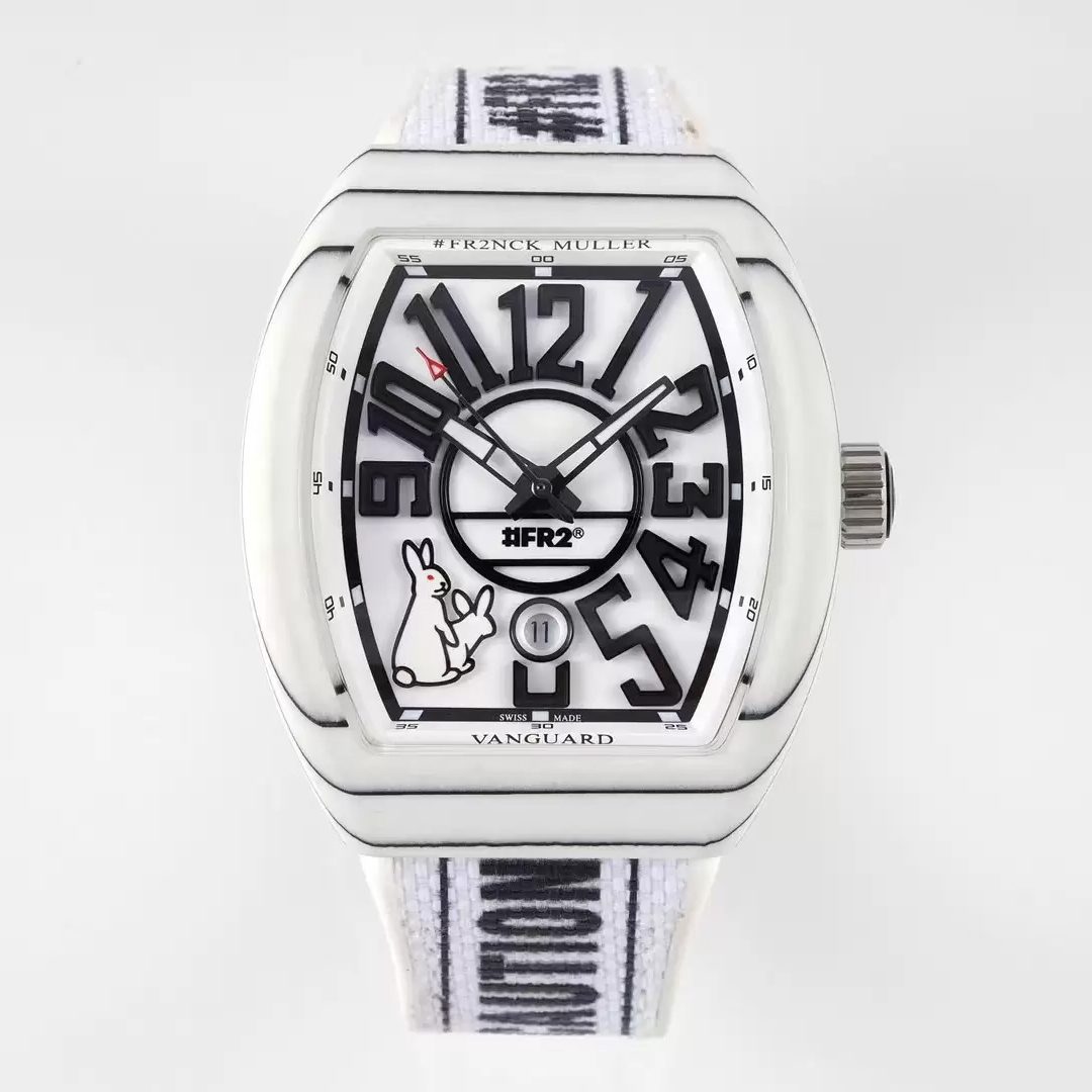 프랭크 뮬러 뱅가드 화이트 카본 파이버 화이트 다이얼 44mm V45 SC DT