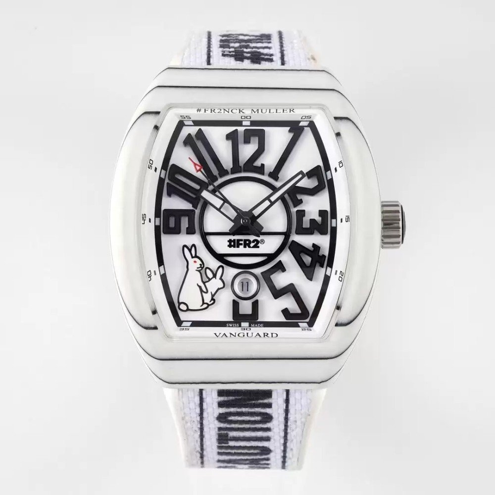 프랭크 뮬러 뱅가드 화이트 카본 파이버 화이트 다이얼 44mm V45 SC DT