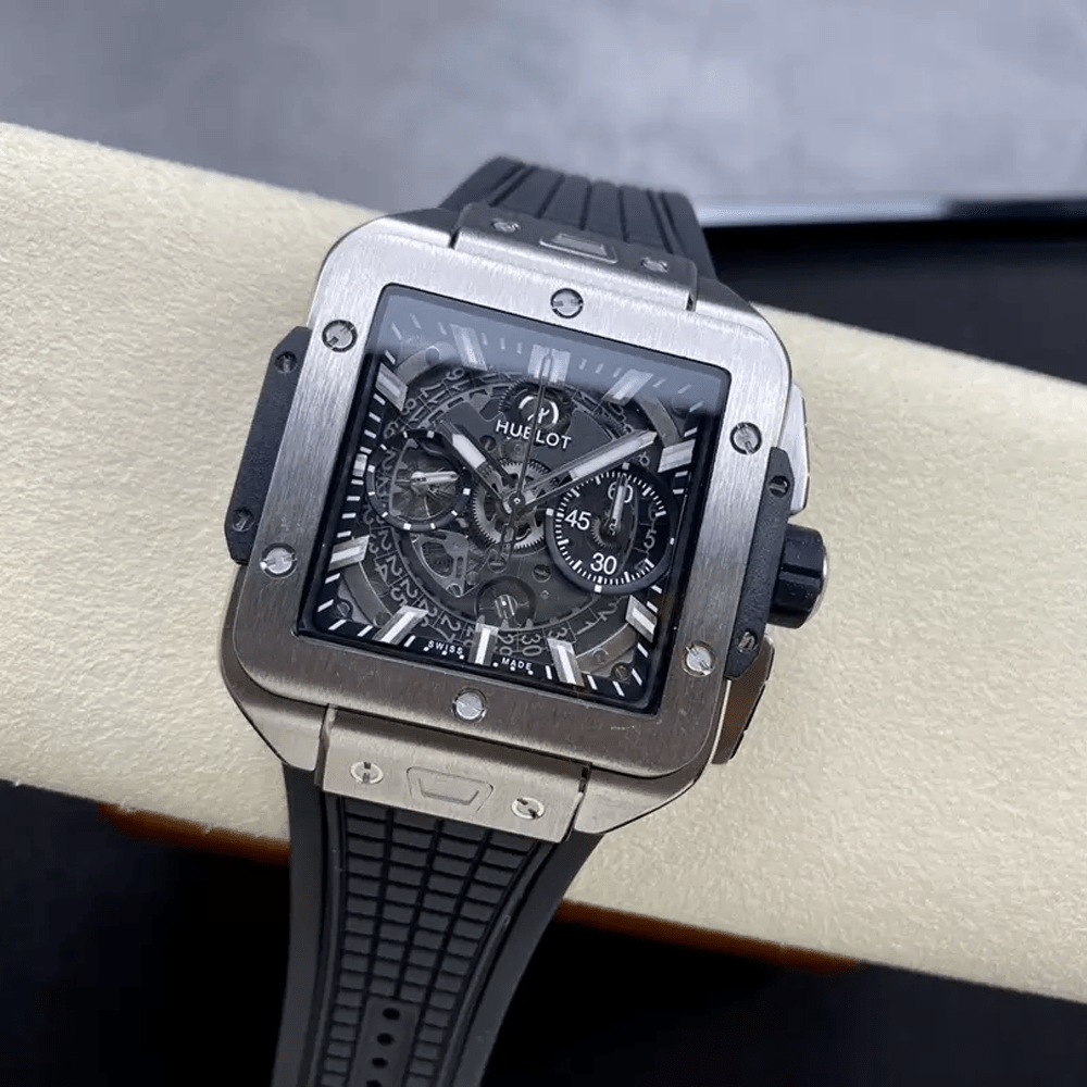 위블로 스퀘어뱅 유니코 티타늄 스틸 베젤 42mm 821.NM.0170.RX