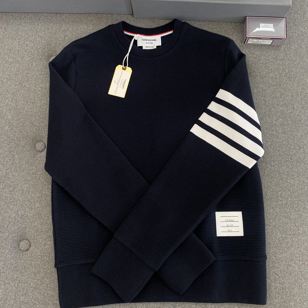 톰브라운 4바 클래식 크루넥 맨투맨