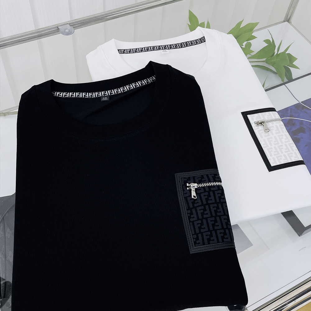 펜디 포켓 로고 반팔 티셔츠