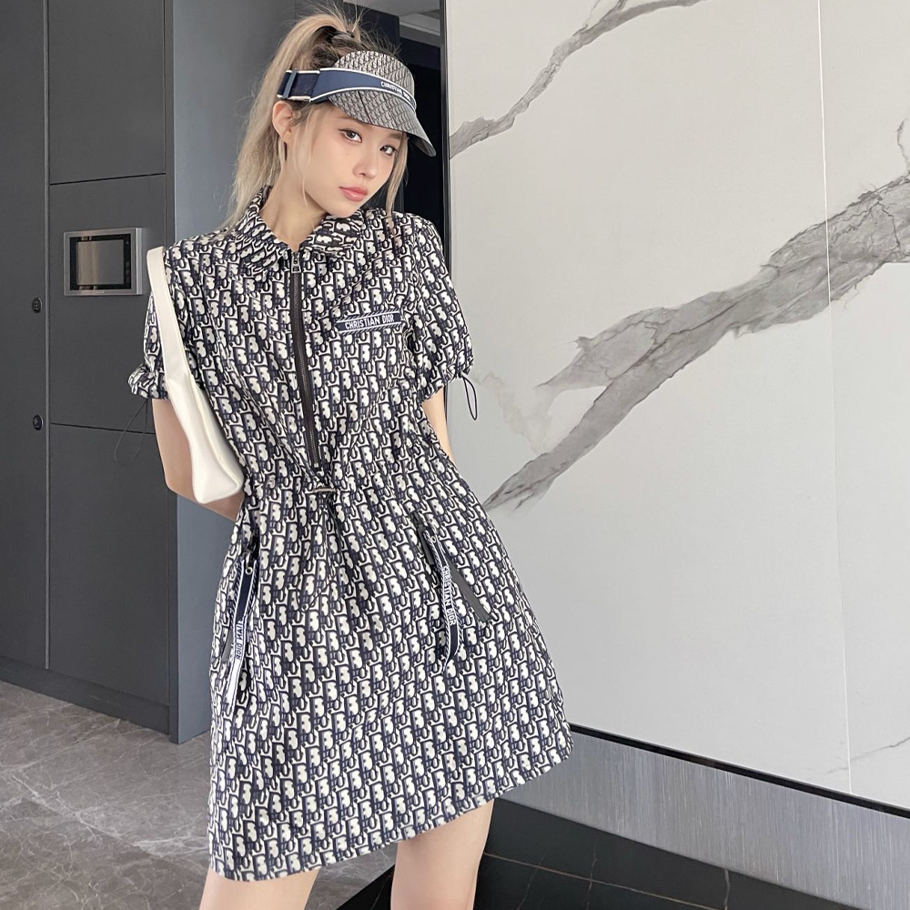 디올 24SS 오블리크 라펠 지퍼 반팔 원피스