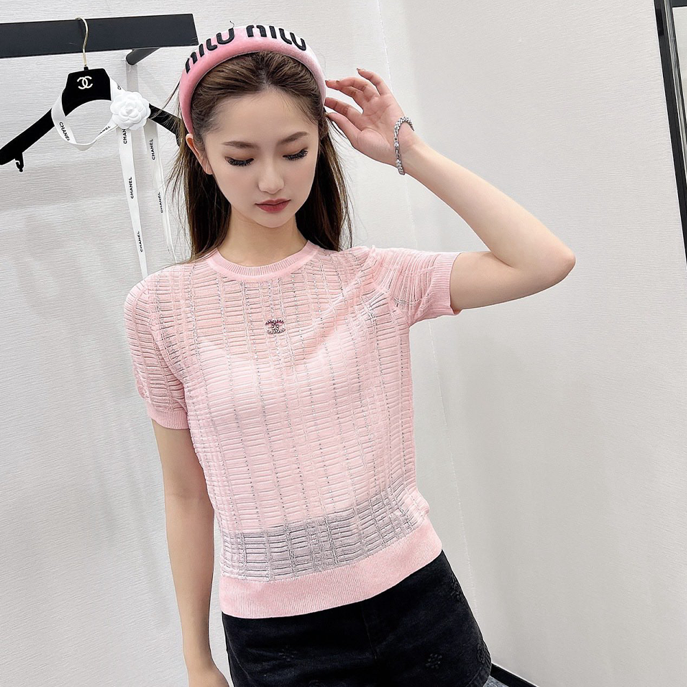 샤넬 24SS 자수로고 반팔 니트 핑크