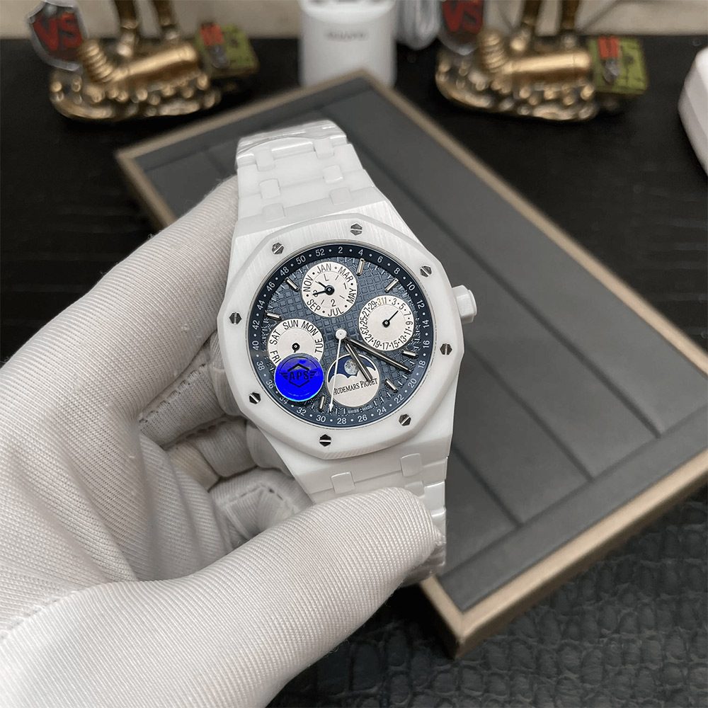 오데마피게 로얄오크 퍼페츄얼 캘린더 블루다이얼 화이트 세라믹 41mm 26579