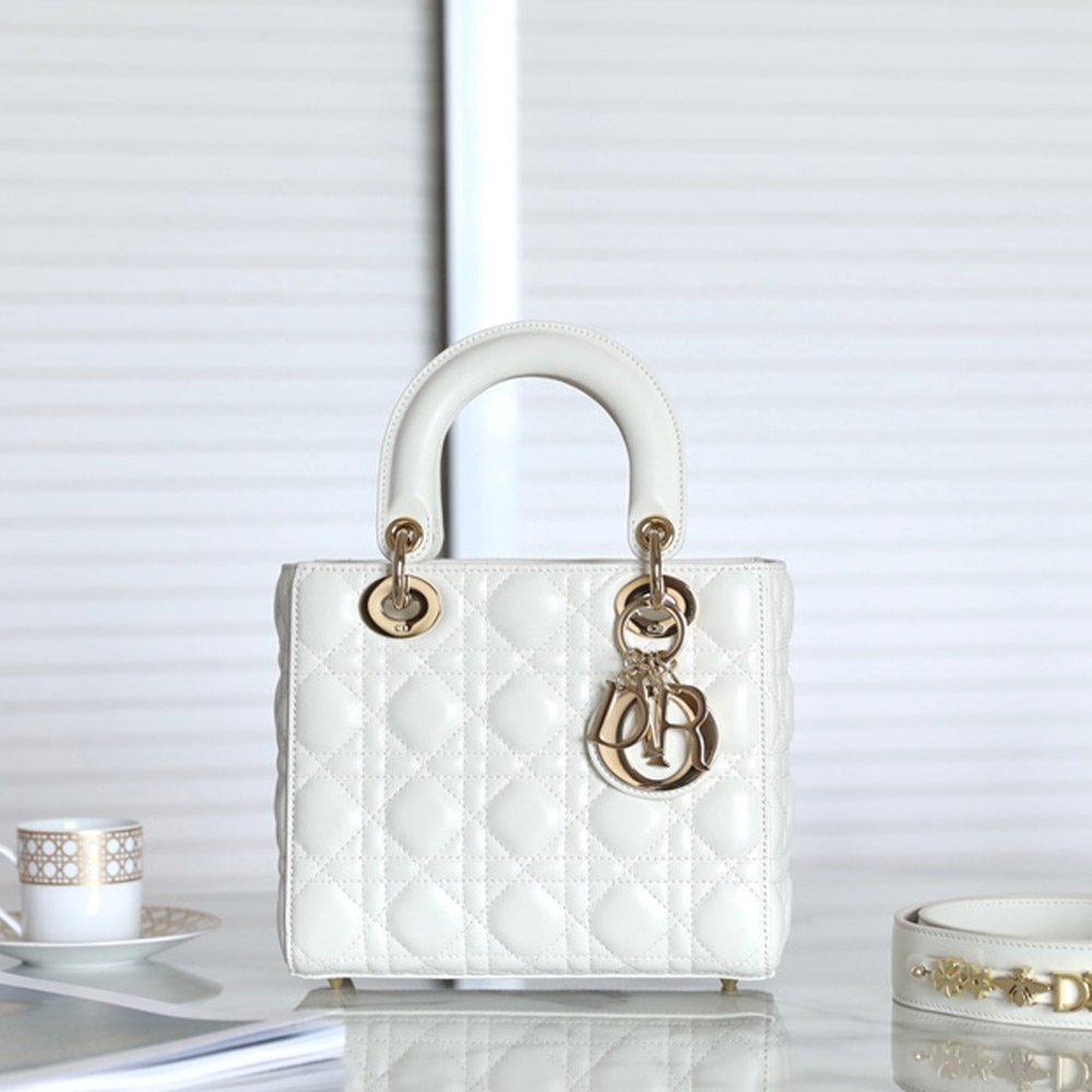 디올 레이디 미니백 화이트 골드