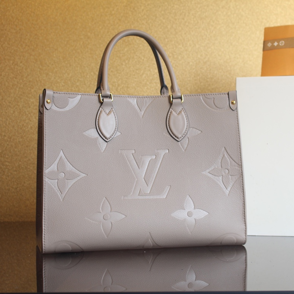 루이비통 온더고 MM 모노그램 앙프렝뜨 투르텔 베이지 M45607