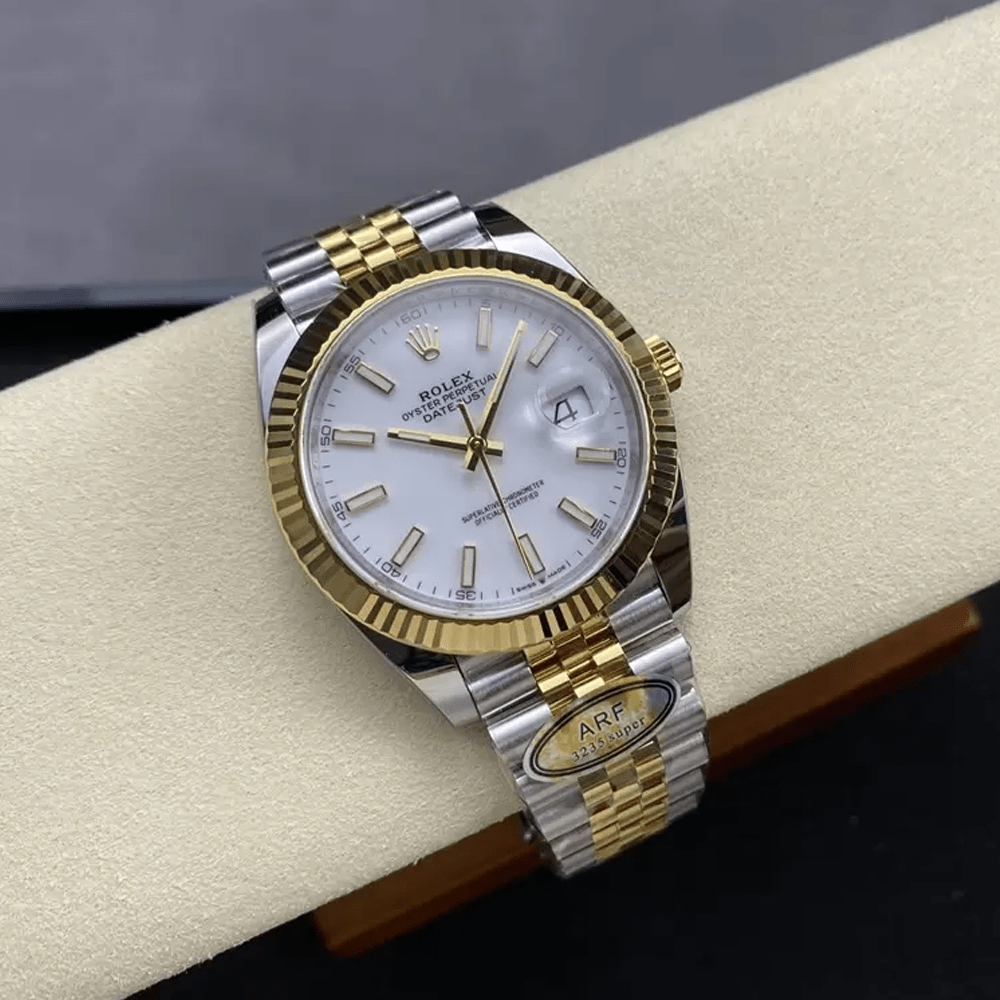 롤렉스 데이저스트 화이트 다이얼 바인덱스 YG 콤비 쥬빌레 41mm 126333