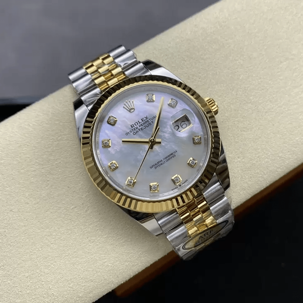 롤렉스 데이저스트 MOP 다이얼 10P 다이아 YG 콤비 쥬빌레 41mm 126333