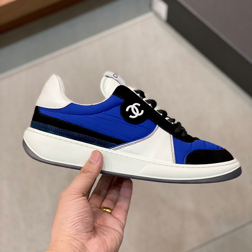 샤넬 CC 퀼팅 테니스 스니커즈 블루