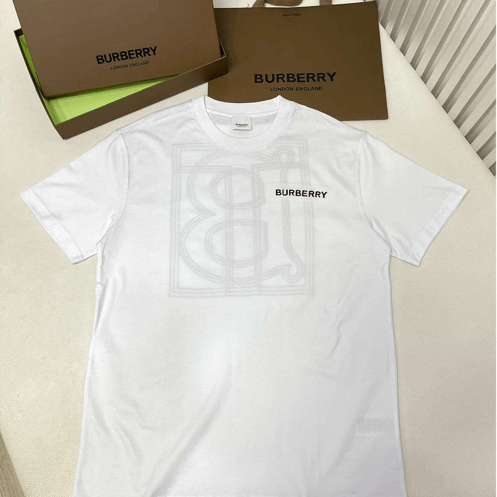 버버리 스몰 자수 로고 반팔 티셔츠 화이트