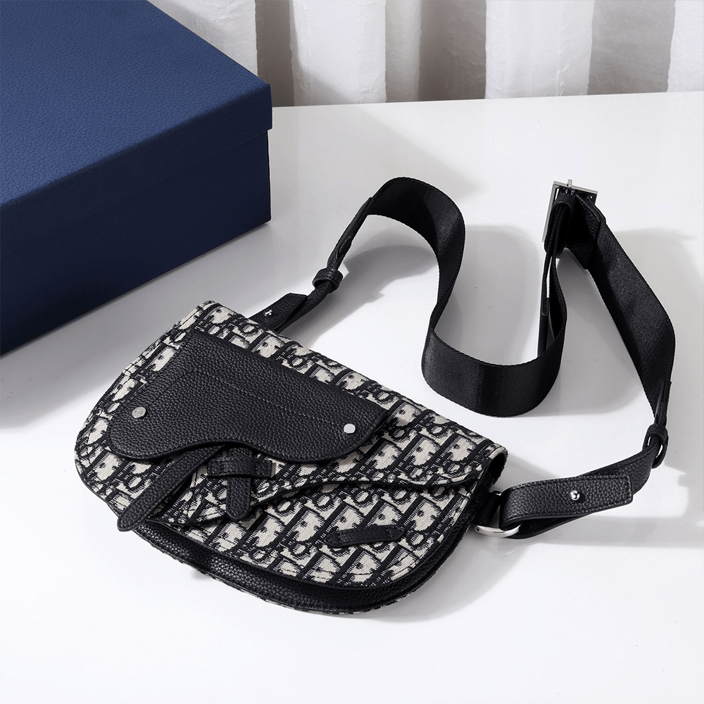 디올 오블리크 새들 파우치 베이지 1ADPO095YKY