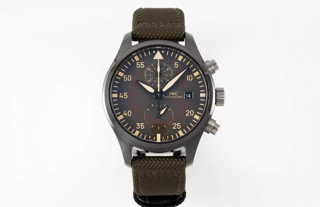 IWC 파일럿 워치 크로노그래프 탑건 미라마 나일론 스트랩 44mm IW389002