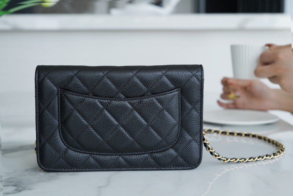 팬더샵 샤넬 클래식 WOC 블랙 금장 캐비어