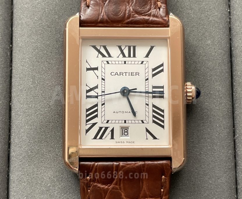 까르띠에 탱크 솔로 엑스트라 라지 오토매틱 로즈골드 악어가죽 스트랩 31mm W5200026