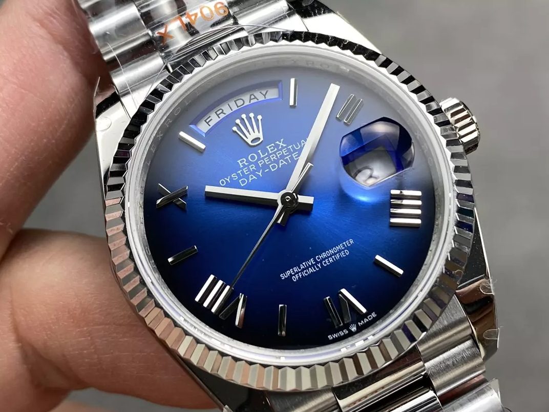 v5 롤렉스 데이데이트 청판 로만 다이얼 화이트골드 36mm 128236