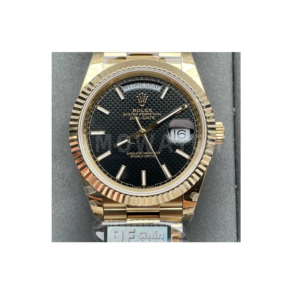 롤렉스 데이데이트 블랙 와플 다이얼 바인덱스 YG 금통 40mm V5(텅스텐 헤비 버전) 228238