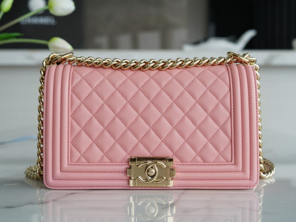 팬더샵 샤넬 보이백 미듐 핑크 금장
