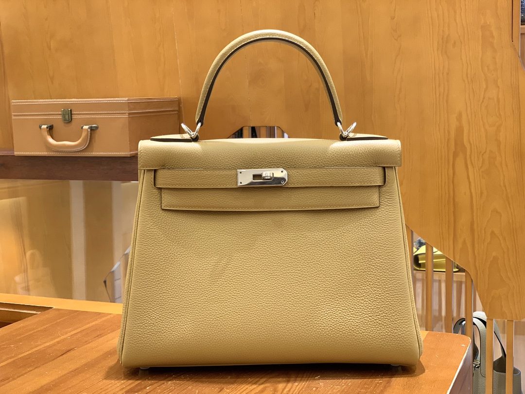 올수공 에르메스 켈리 28 토고 비스킷 실버 버클