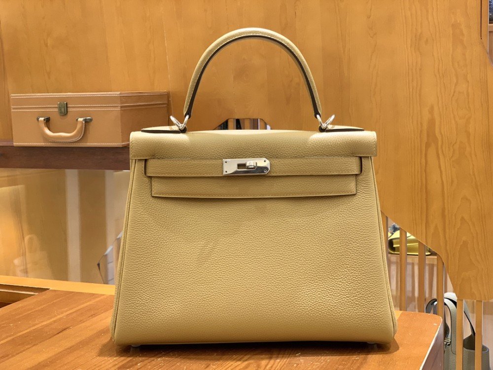 올수공 에르메스 켈리 28 토고 비스킷 실버 버클
