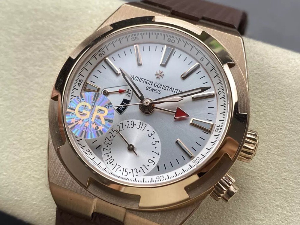 바쉐론 콘스탄틴 오버시즈 듀얼 타임 실버 다이얼 브라운 러버 스트랩 41mm 7920V