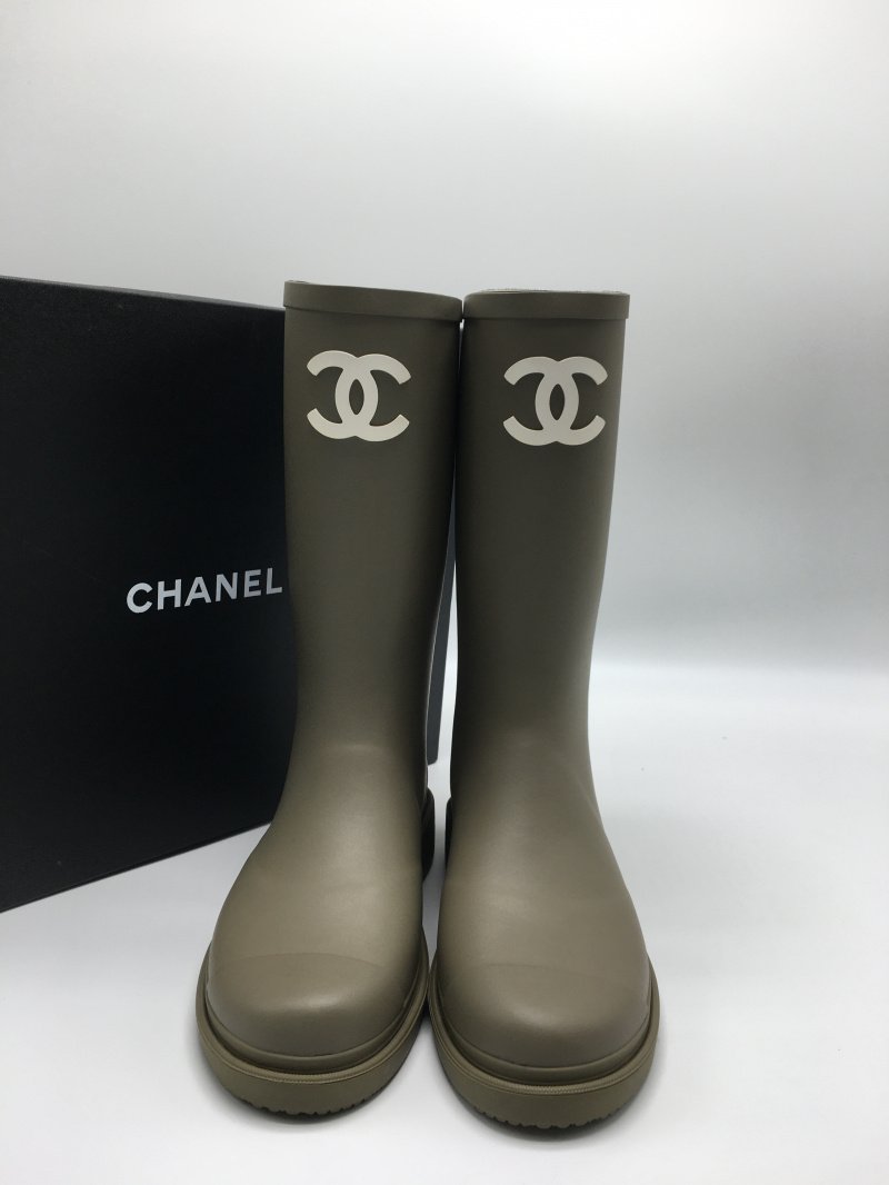 샤넬 레인부츠