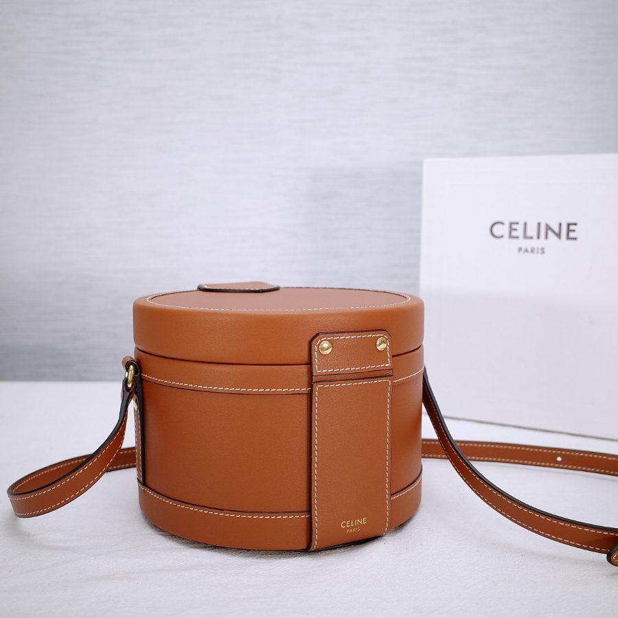 셀린느 레더 크로스바디