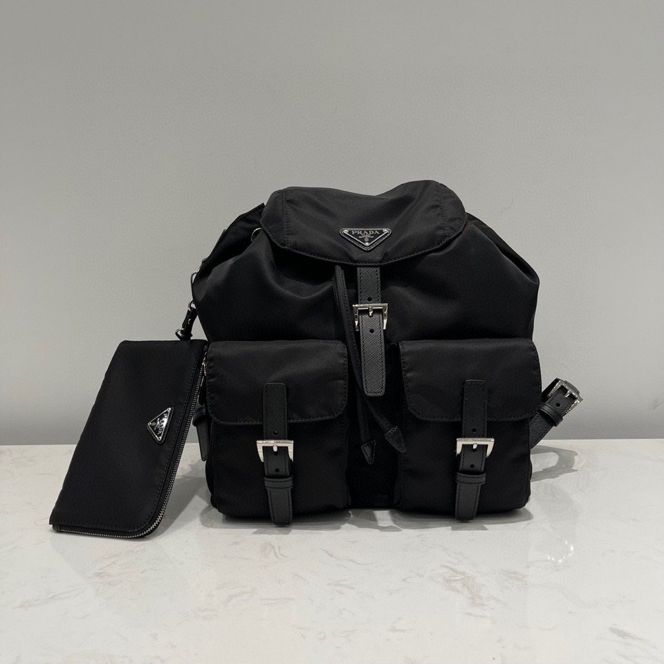프라다 23SS 리나일론 백팩 1BZ811 RV44 F0002