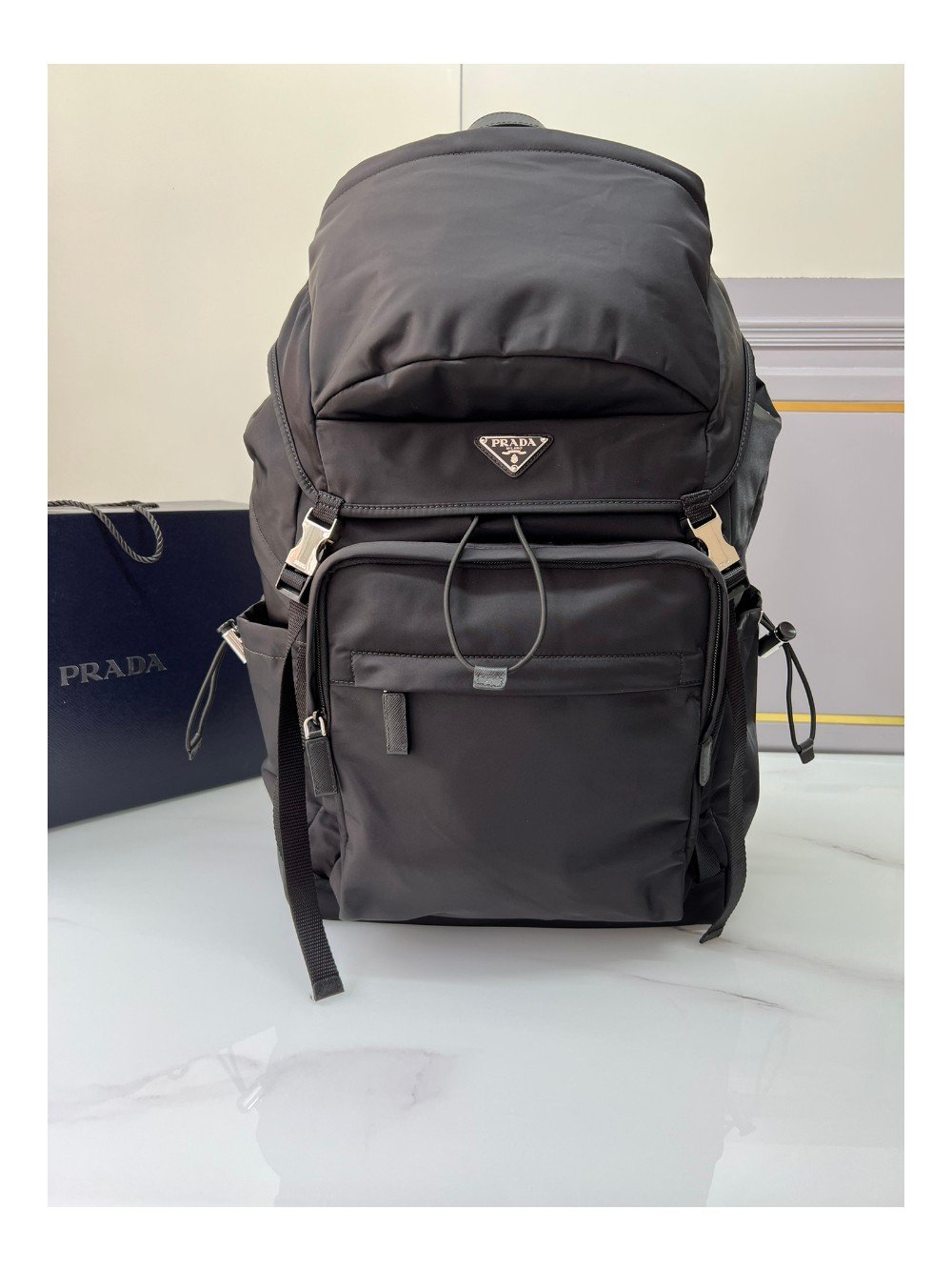 프라다 남여공용 백팩 2VZ090