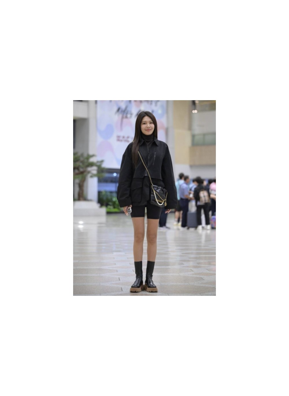 [최수영 PICK] 샤넬 22 미니 핸드백 팬더샵