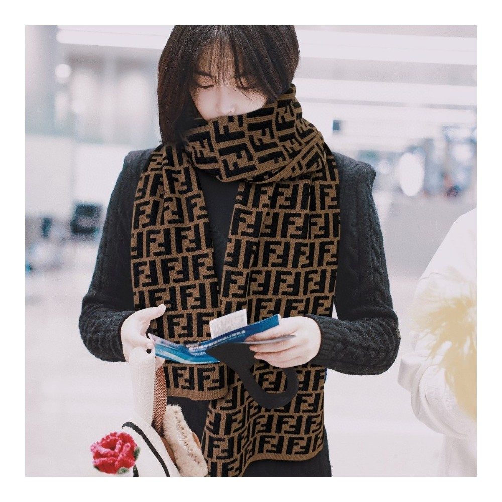 펜디 FENDI SCARF 스카프