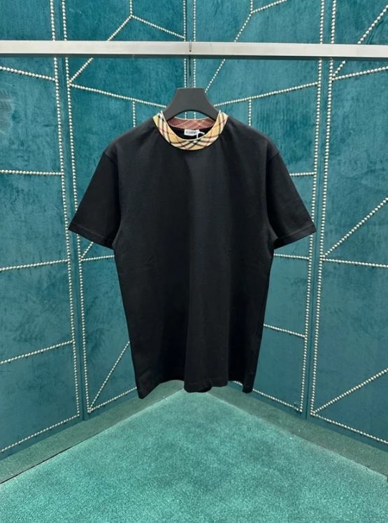 버버리 체크 트리밍 코튼 티셔츠 블랙