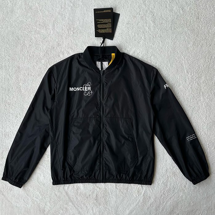 몽클레어 x frgmt 콜라보 바시티